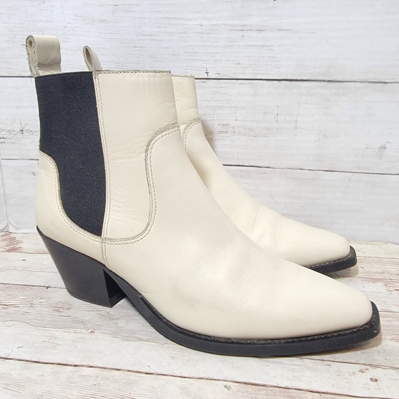 Everlane Shoes - Everlane Cream and Black Ankle Boots